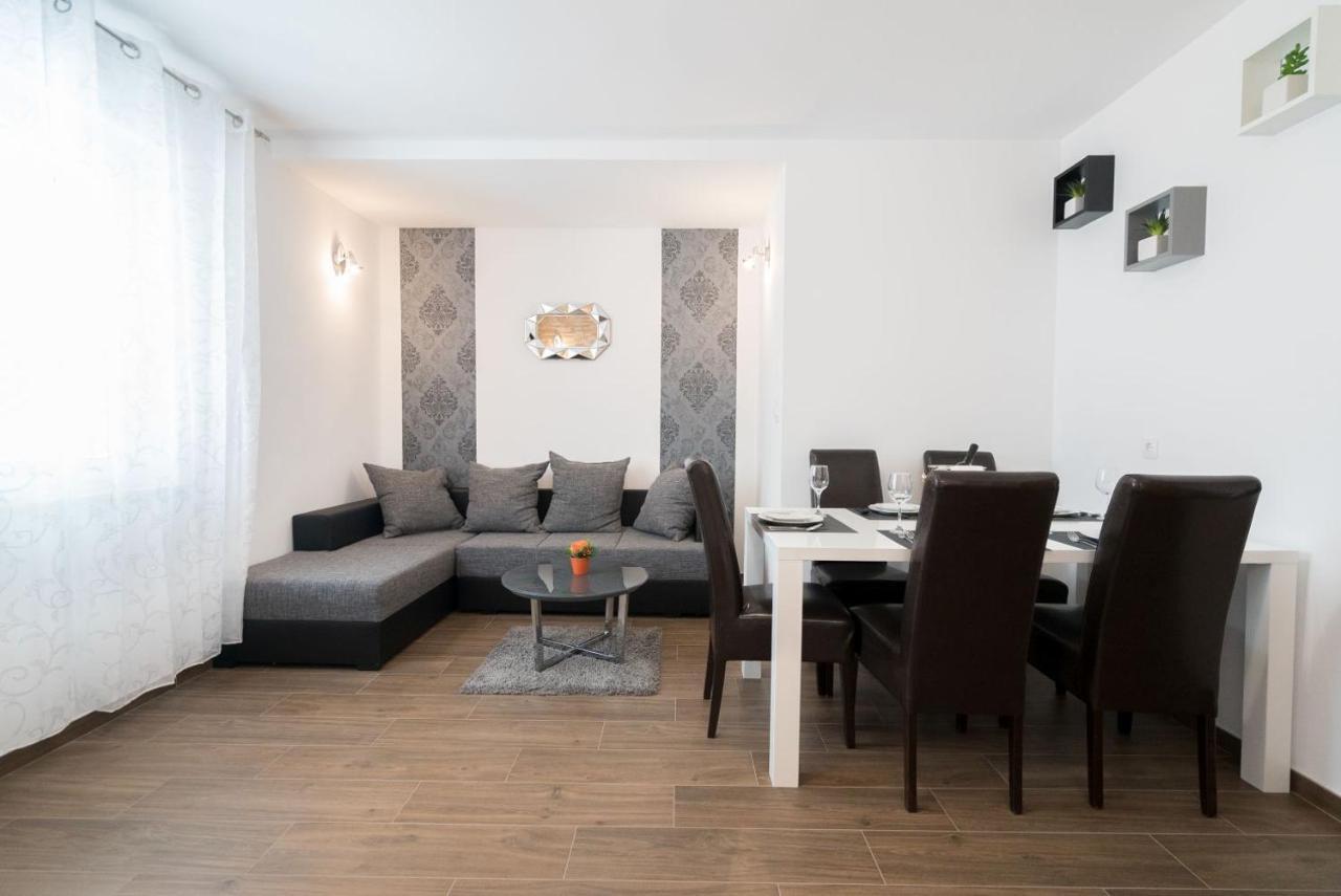 Apartment Anteo Free Parking Split Kültér fotó